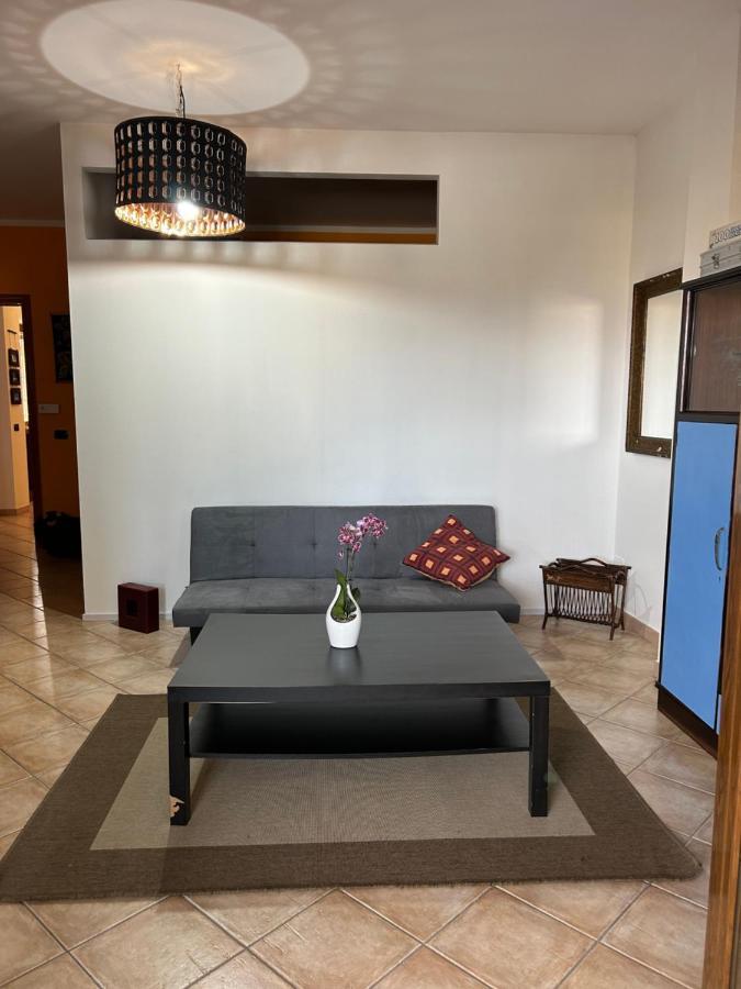 Salento Casa Vacanza Il Focolare Torchiarolo Exterior foto
